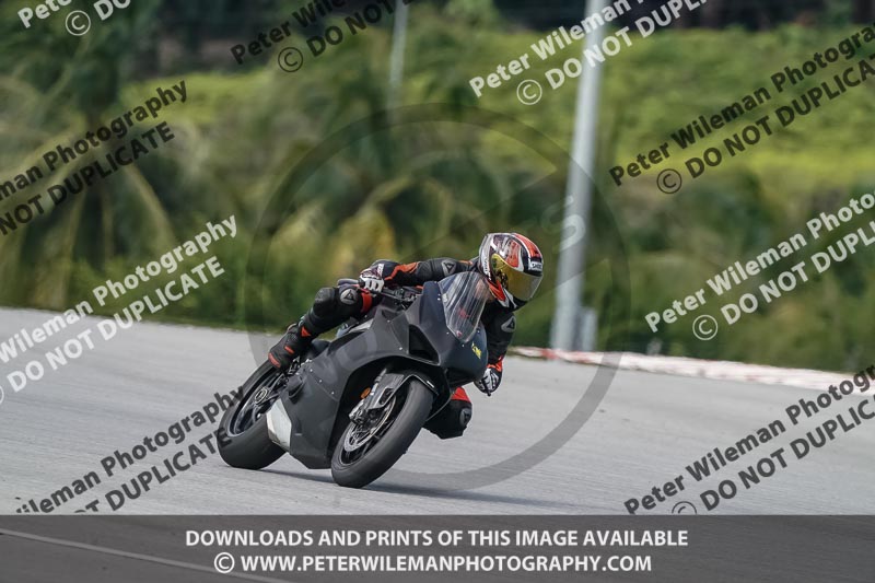 Sepang;event digital images;motorbikes;no limits;peter wileman photography;trackday;trackday digital images